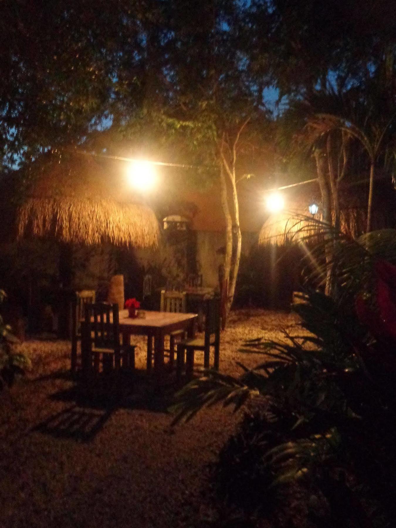 Casa Mango Bed and Breakfast Tulum Pueblo Buitenkant foto