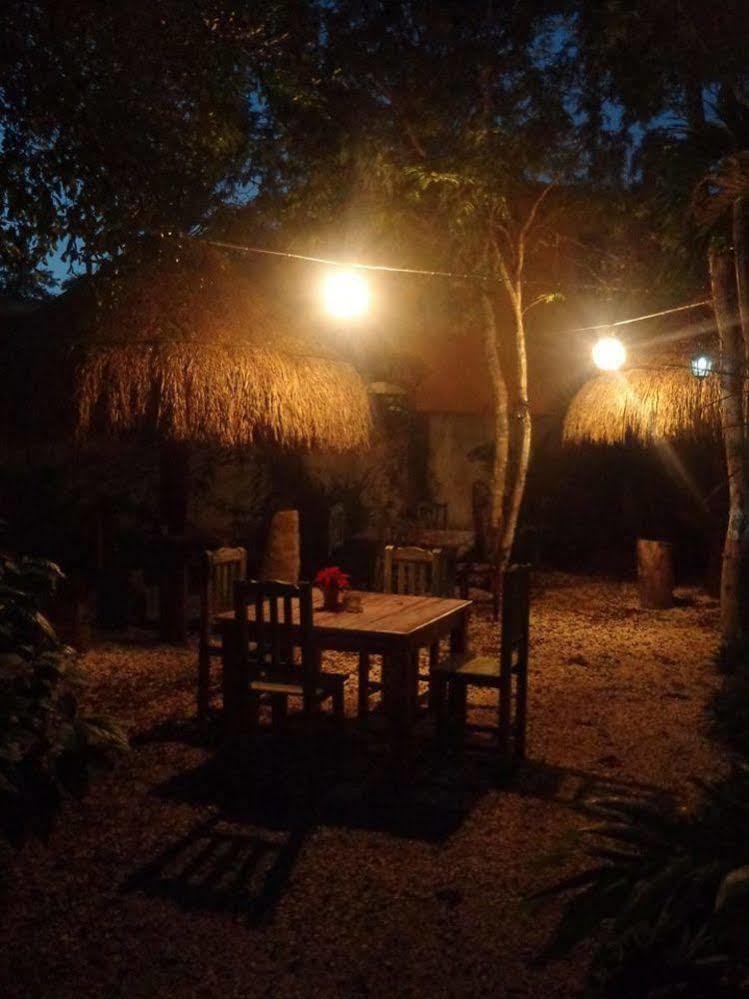 Casa Mango Bed and Breakfast Tulum Pueblo Buitenkant foto